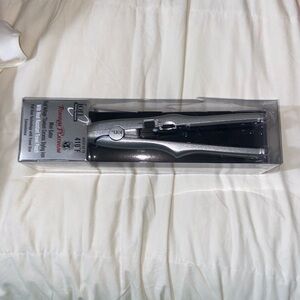 NWT Ion Straightener